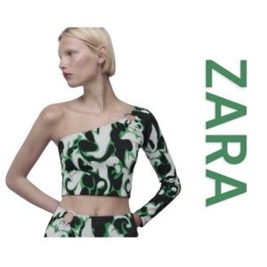 ZARA Asymmetrical One Shoulder Crop Top, Size L.